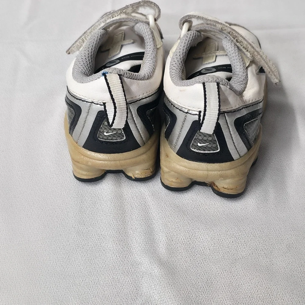Nike Shox Turbo White &‎ Silver Toddler Sneakers Size 4C 315449-101 Hook & Loop